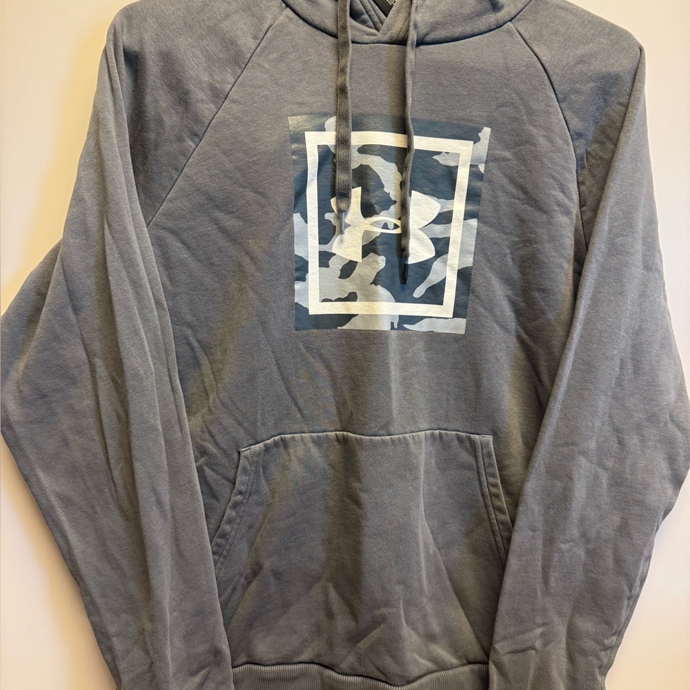 Under Armour Men's‎ Grey Camo Logo Hoodie
